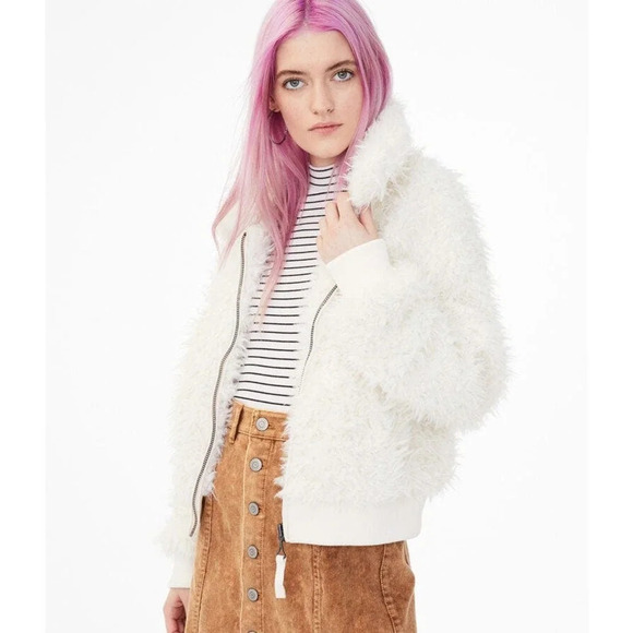 Aeropostale‎ Women's White Faux Fur Yeti Full Zip Winter Jacket Size Small - Picture 1 of 10